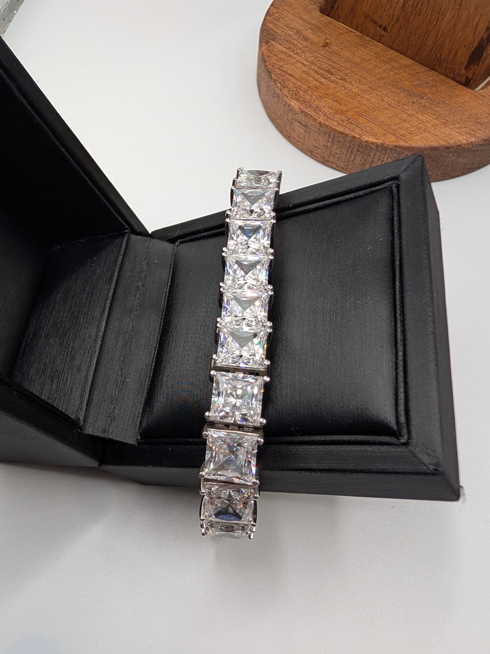 Diamonique 8mm Princess Cut Tennis Bracelet 925 Sterling Silver 7" - Picture 2 of 4